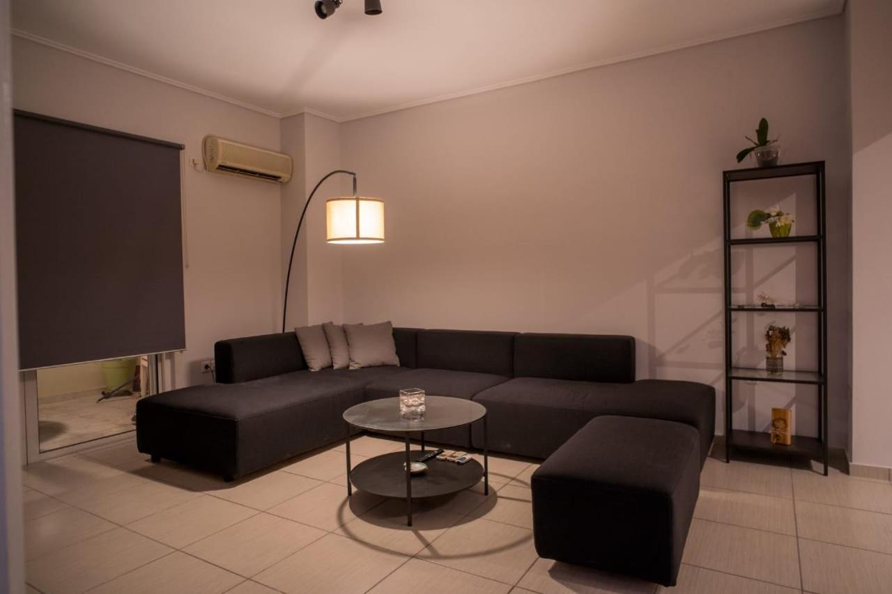 It Is A Pleasant, Modern, Functional House! Apartment Pireu Exterior foto