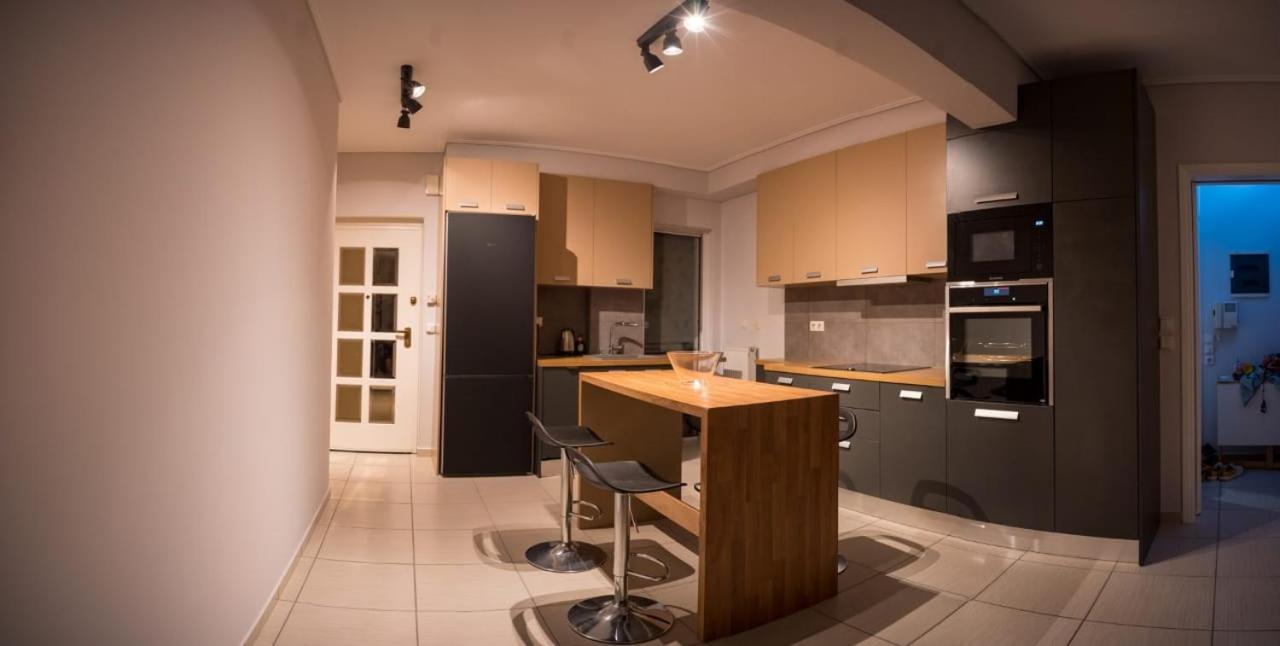 It Is A Pleasant, Modern, Functional House! Apartment Pireu Exterior foto
